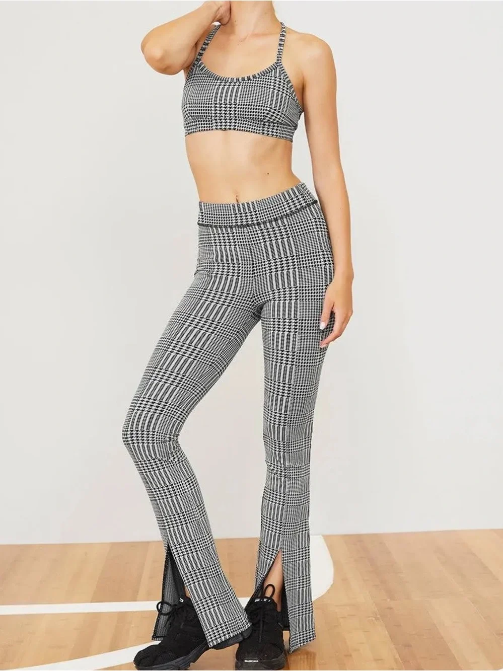 NWOT Alo Yoga Jacquard Gratitude Sports Bra & Split Hem Leggings Set